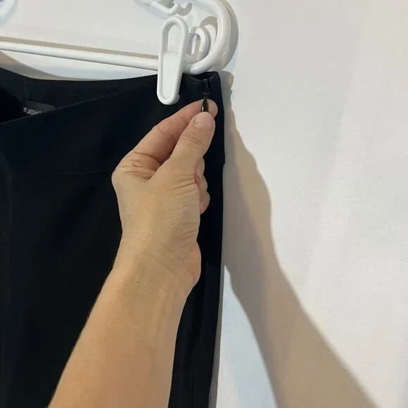 St. John Women’s Wide Leg Dress Pants Size 12 Black High Rise Zipper - Picture 11 of 12